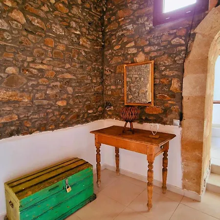 Yiannis 4* Asklipiion