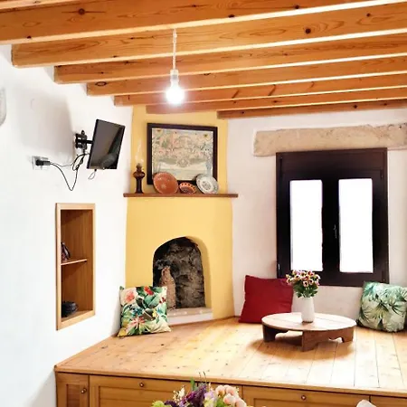 Yiannis 4* Asklipiion