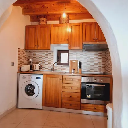 Yiannis 4* Asklipiion