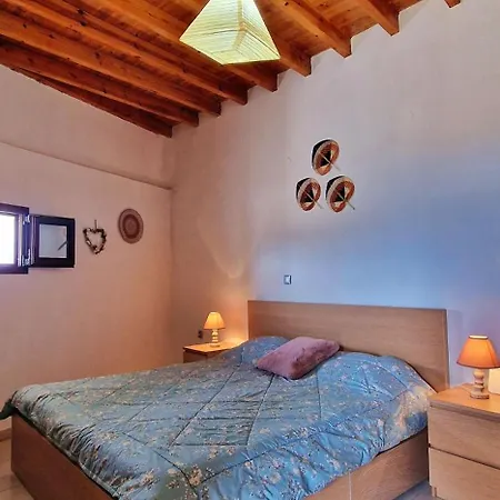 Yiannis Guest house *