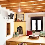 Yiannis 4* Aszklipiío