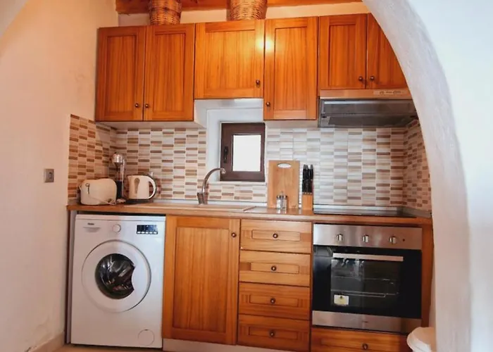 Yiannis 4* Asklipiion